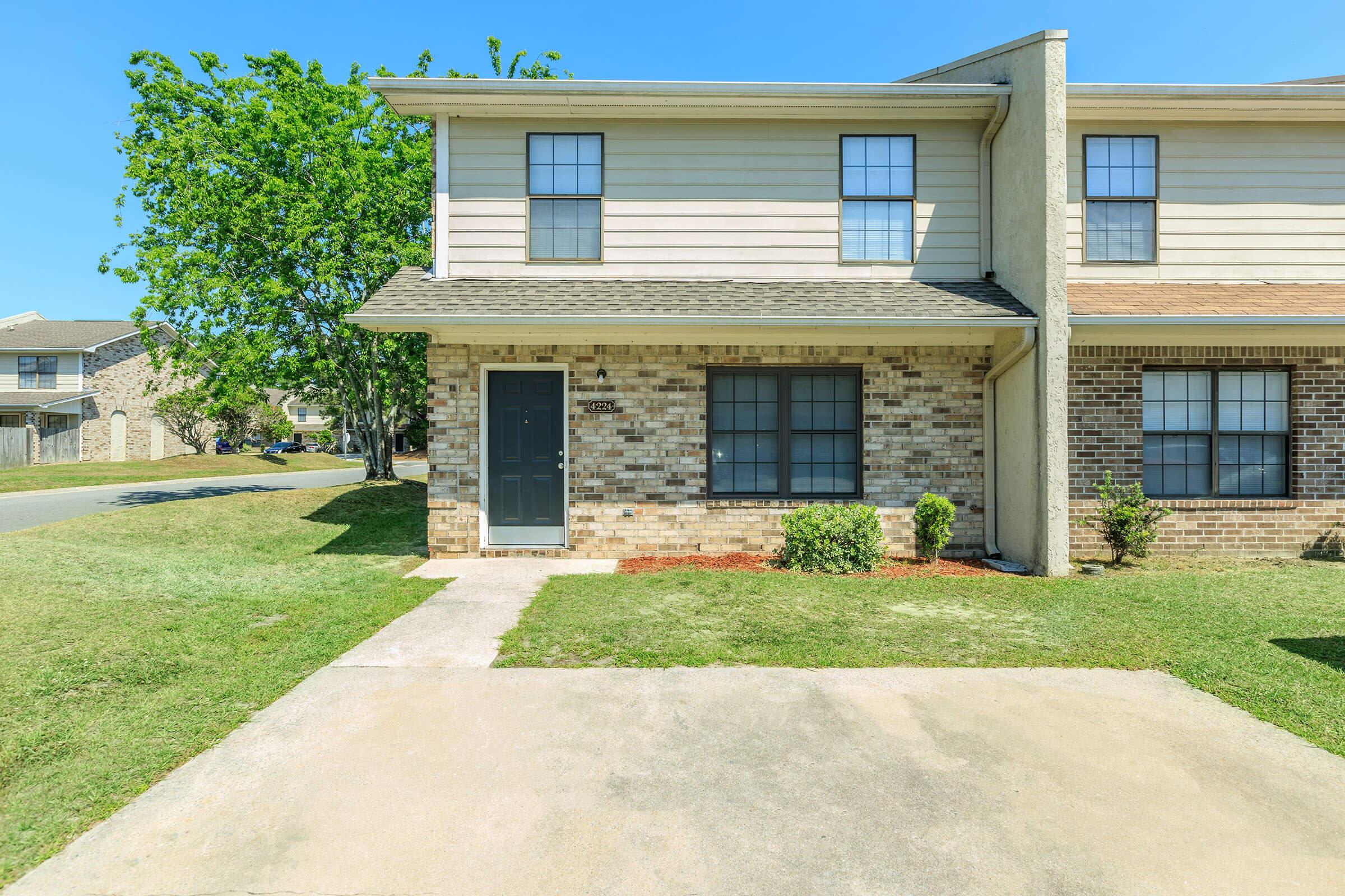 Charleston Northwoods Blvd – photo 1 of 94