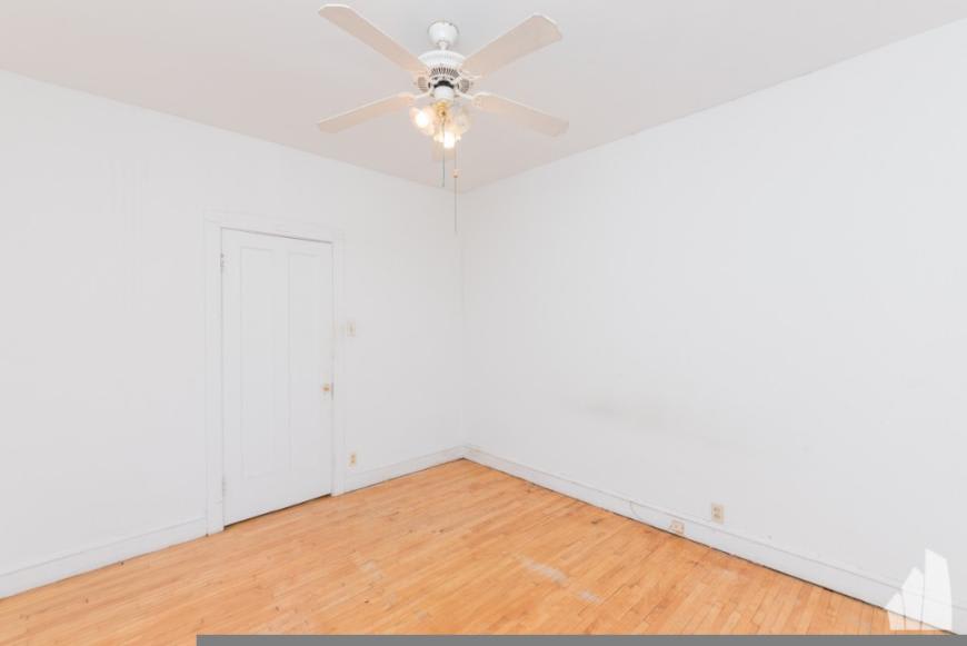 2253 W Argyle St – photo 1