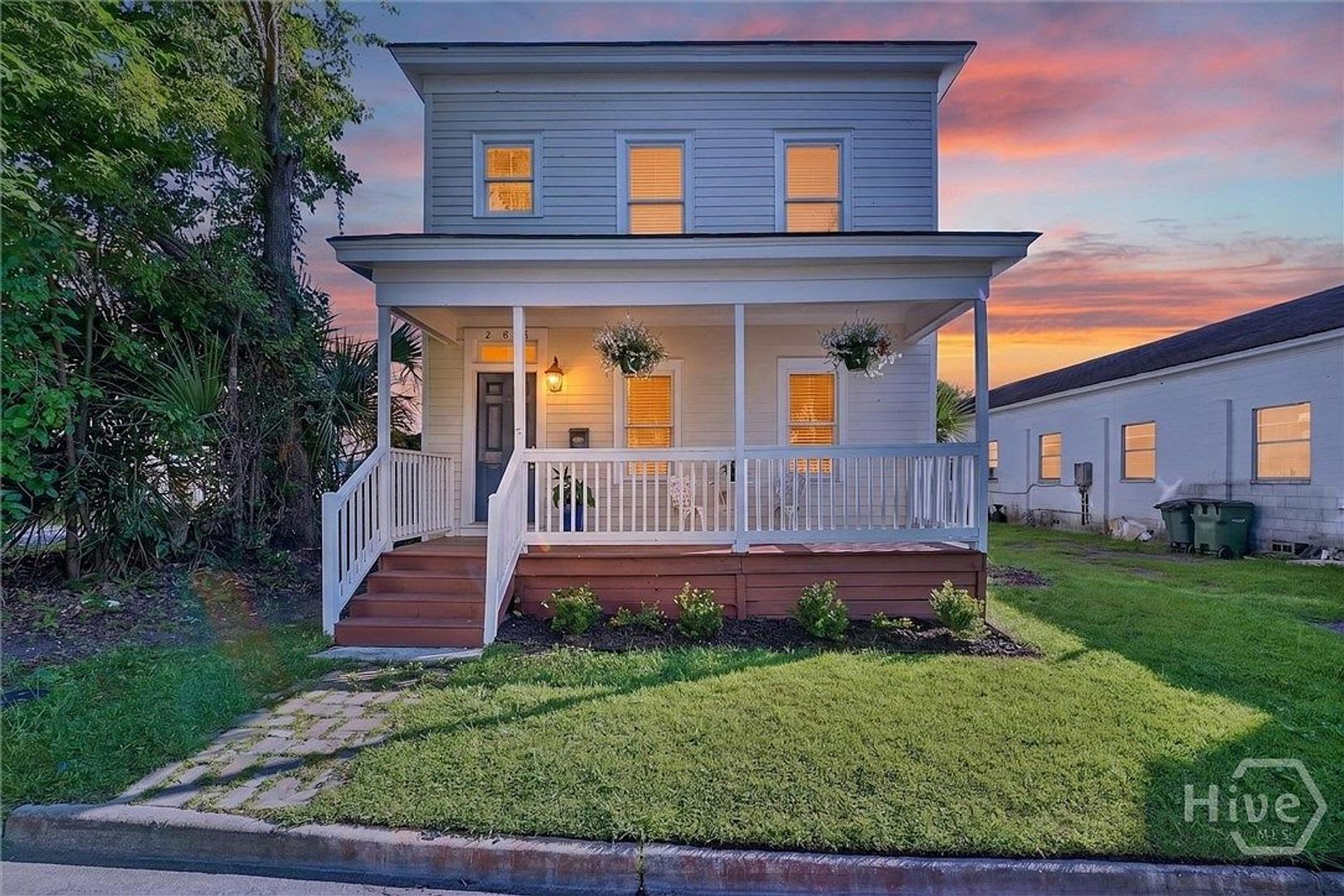 3BR/3BA Downtown Savannah Home – photo 1