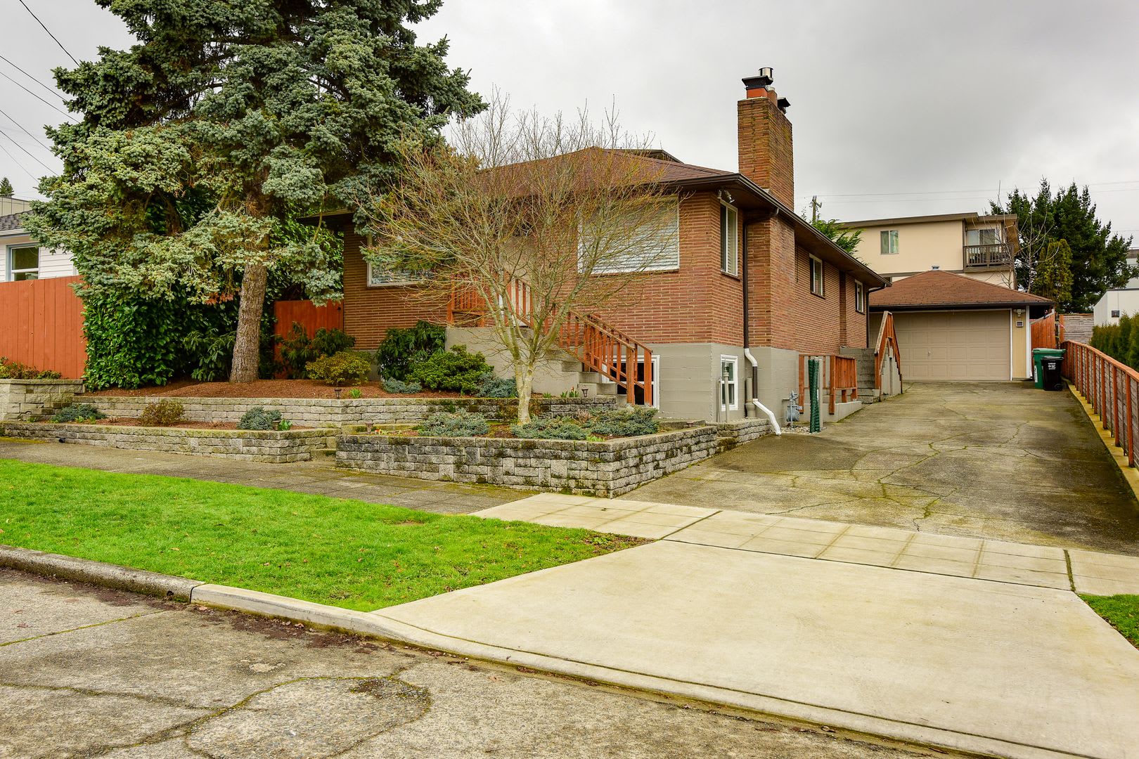 Beautiful 4 Bedroom Plus Office Home In Ballard – photo 1