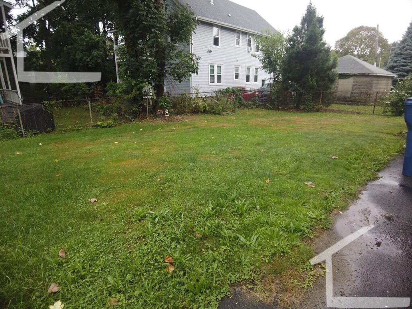 Charming 4 Bedroom – photo 1