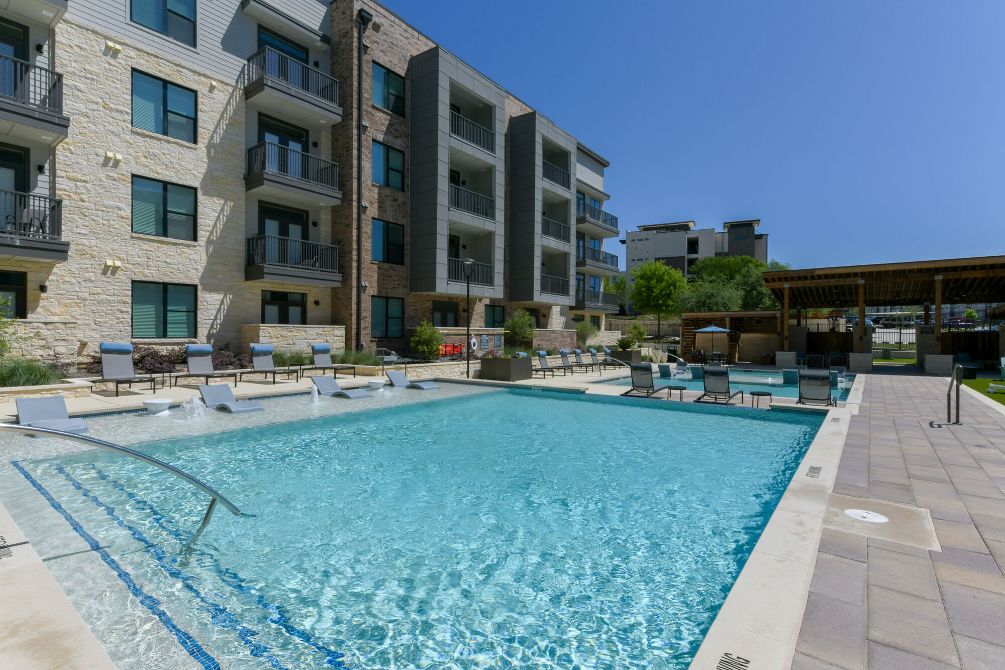 Lenox Grandview – photo 1