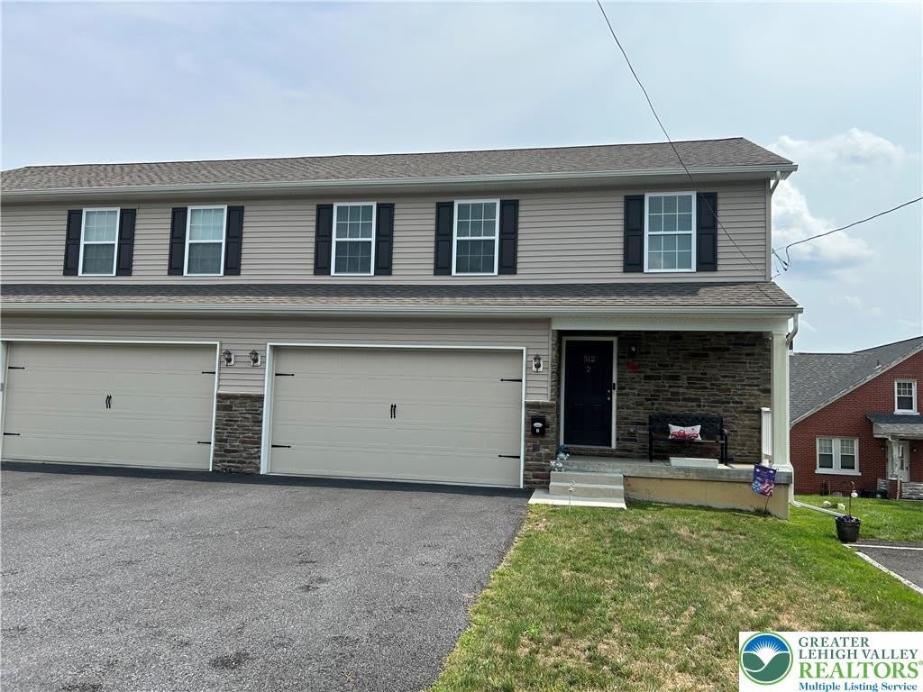 512 Penn Street – photo 1 of 20