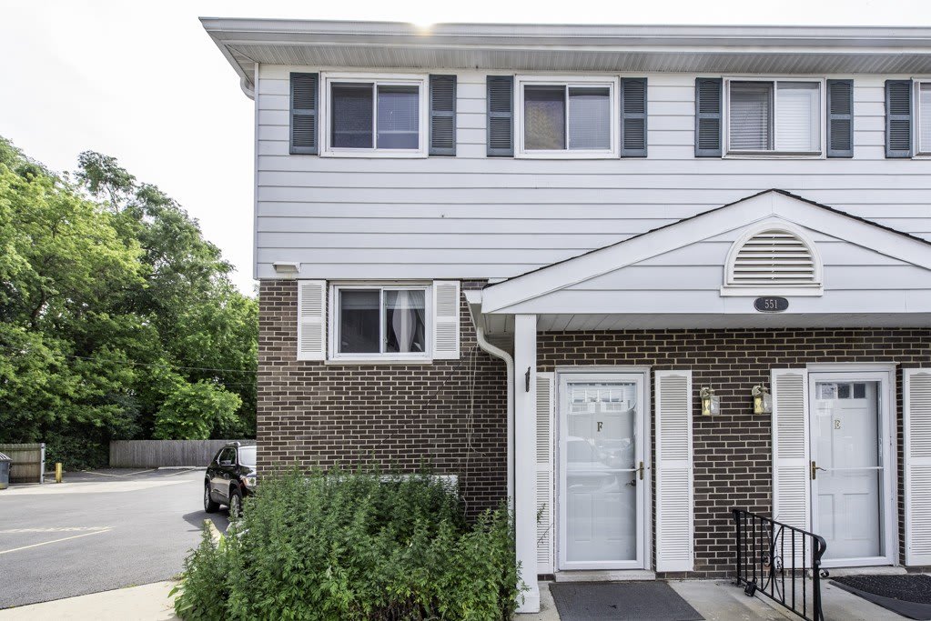 551 W Park Avenue – photo 1 of 25