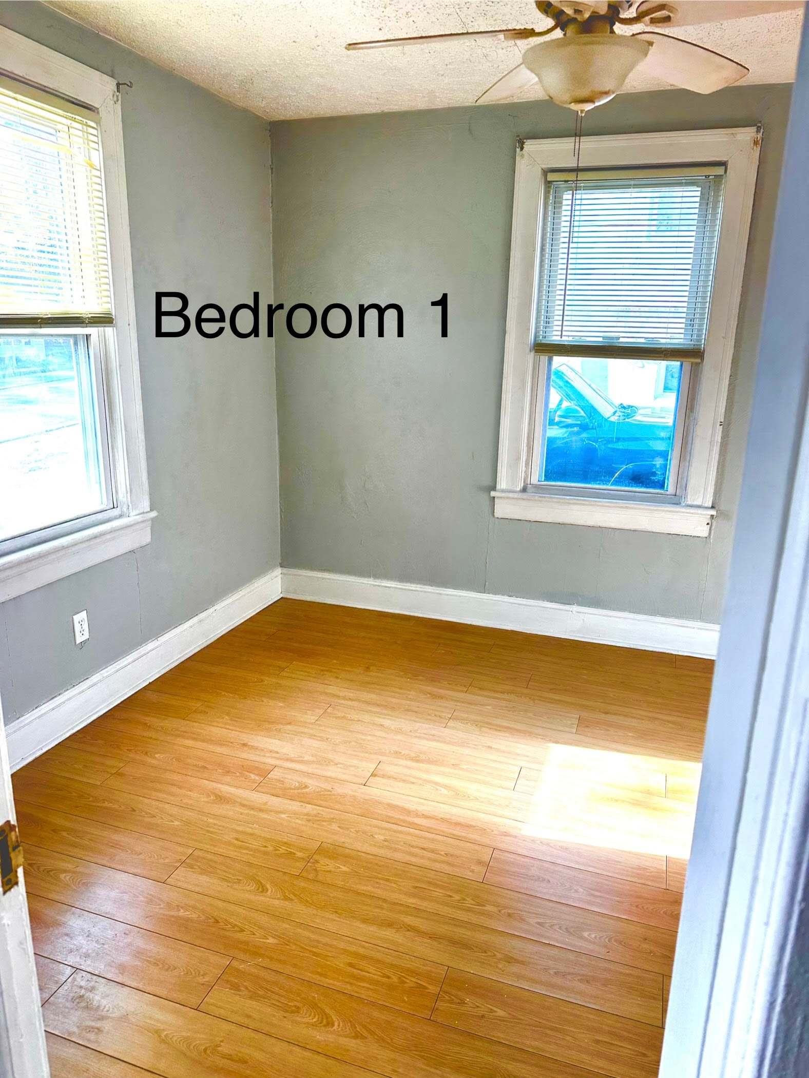 804 Burgess St – photo 1 of 13
