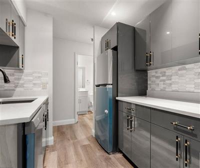 Colonial Point Apartments – photo 1 of 14