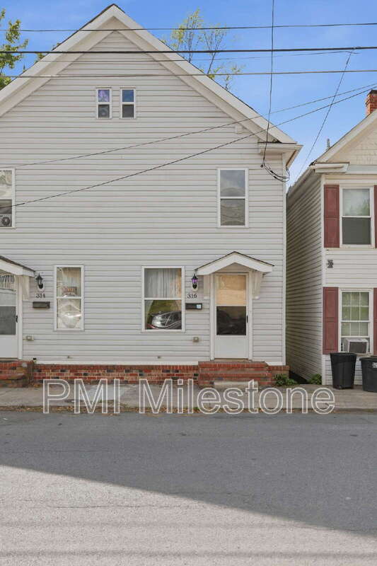 316 N High St – photo 1 of 30