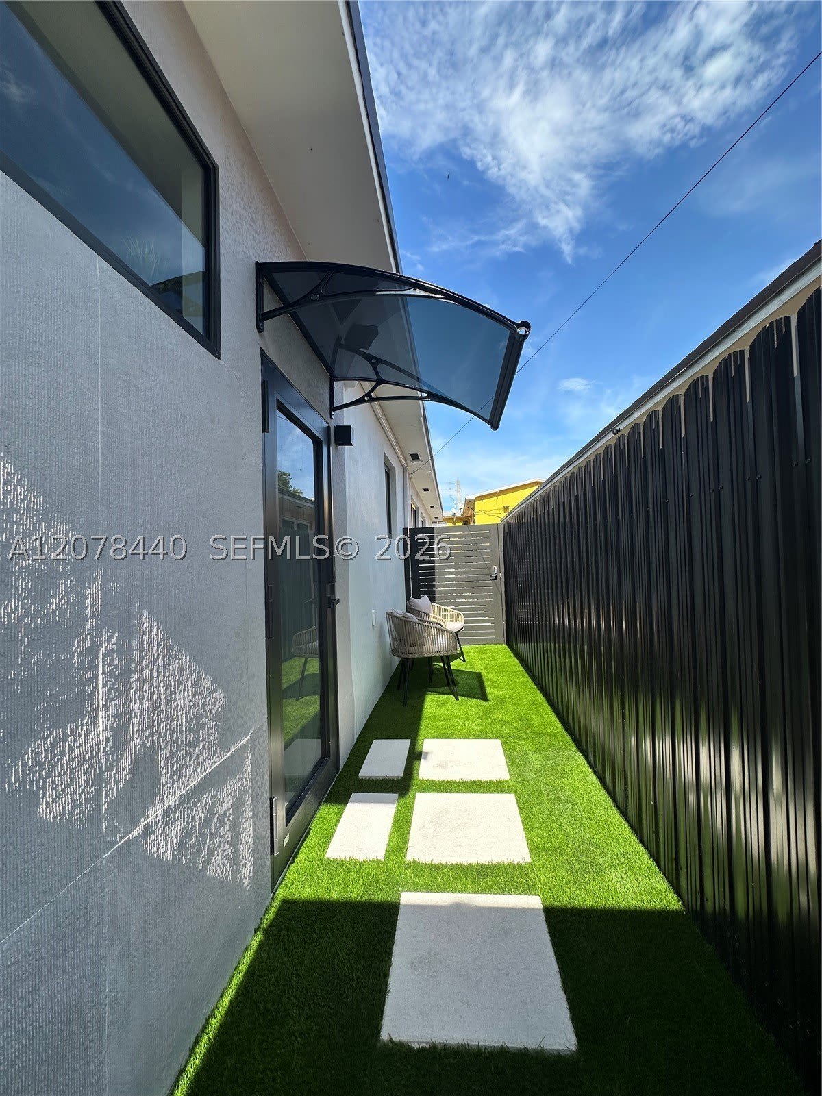 5611 NW 8th Ave – photo 1