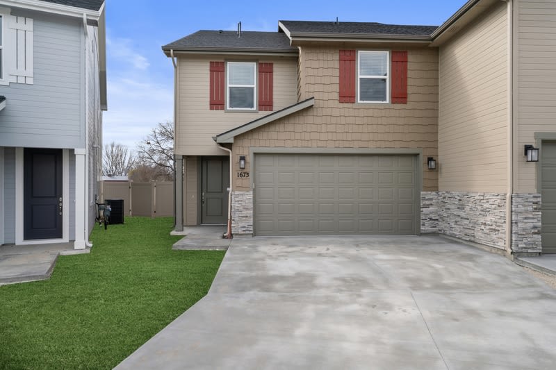 1673 North Solterra Ln – photo 1 of 204