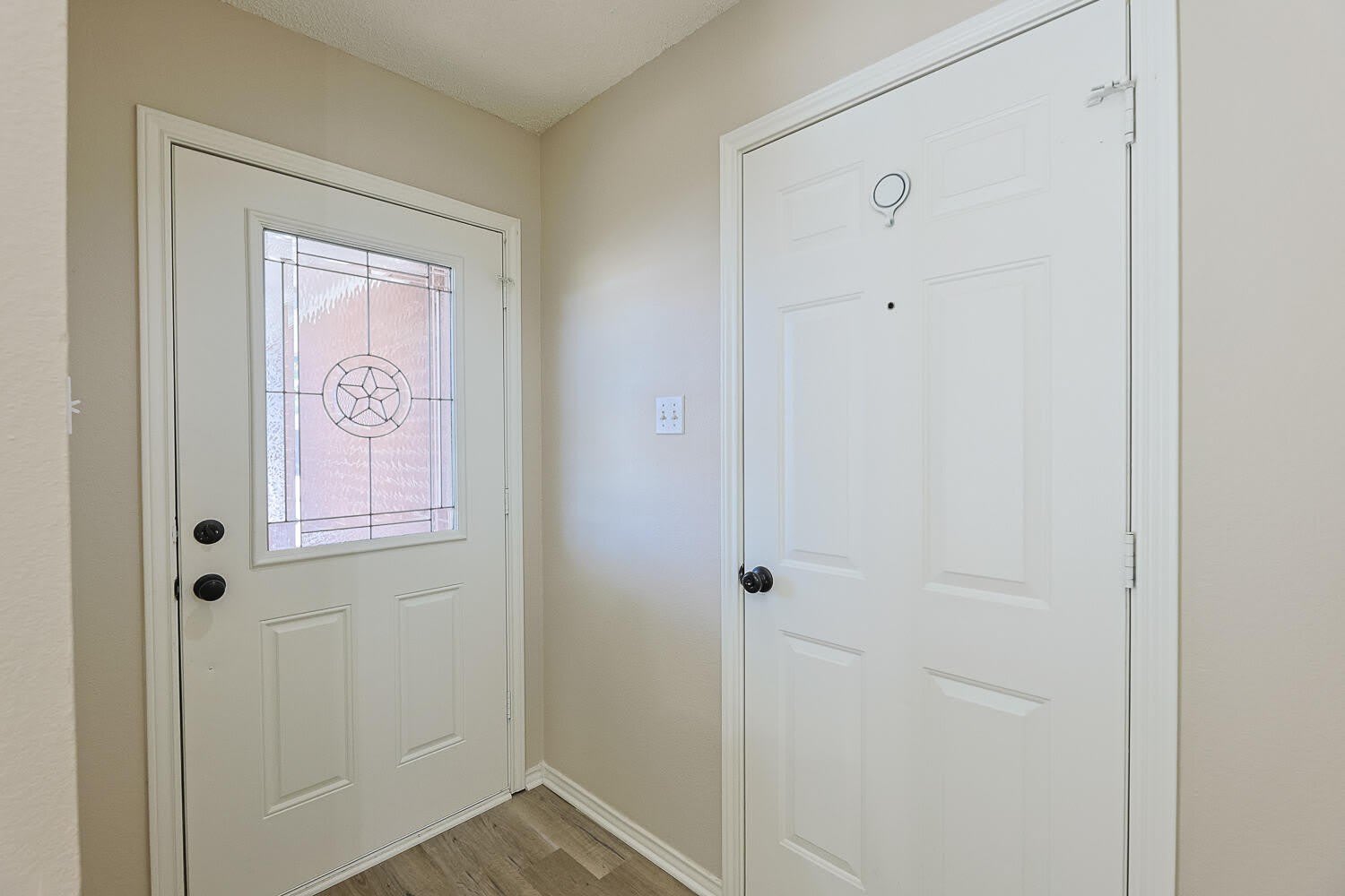 9708 Aberdeen Avenue – photo 1