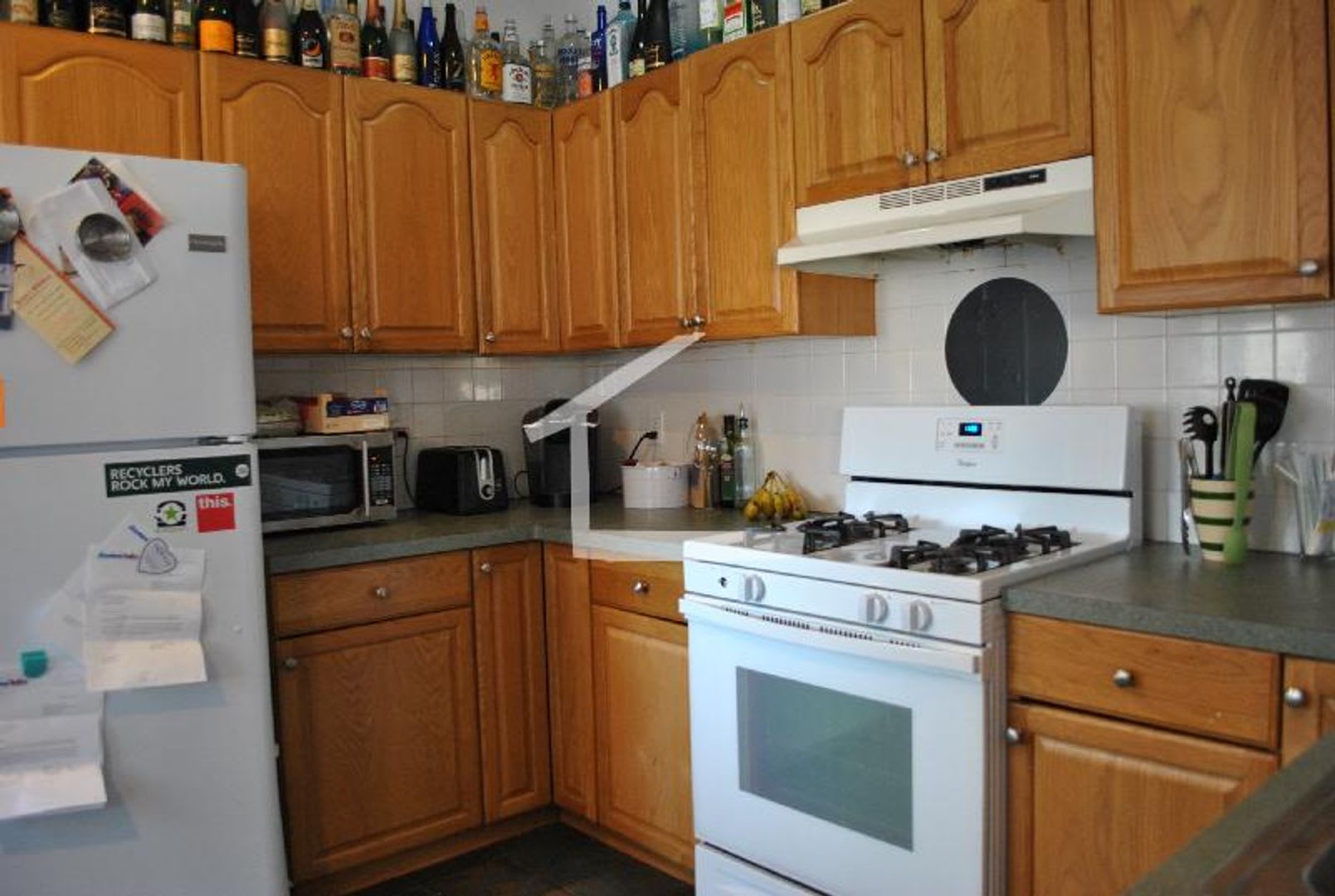 Huge 5 bed unit near the Green Line and BU for 9/1/2025! – photo 1