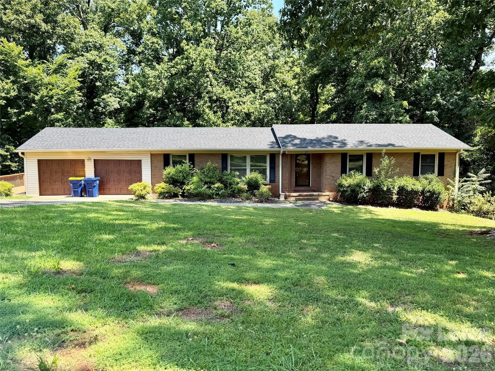 109 James Drive – photo 1 of 124