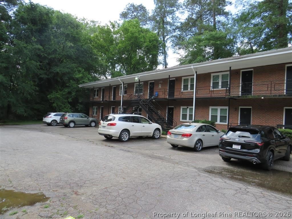 210-18 Colonial Drive – photo 1 of 10
