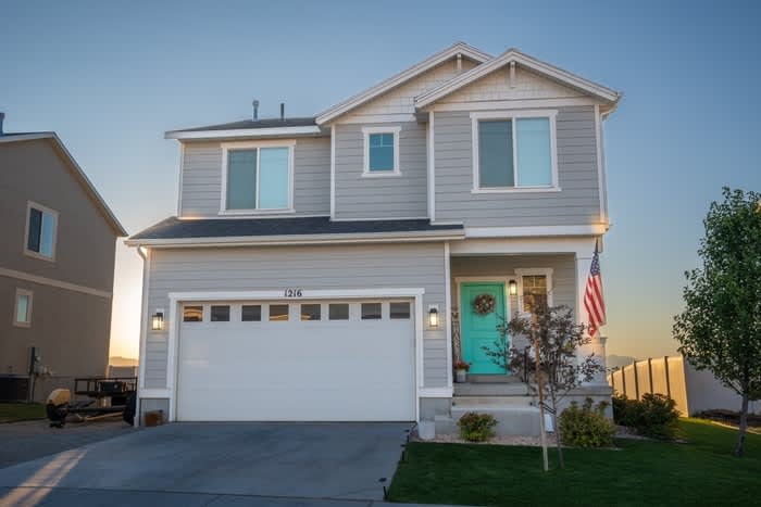 1216 South Raintree Lane – photo 1 of 10