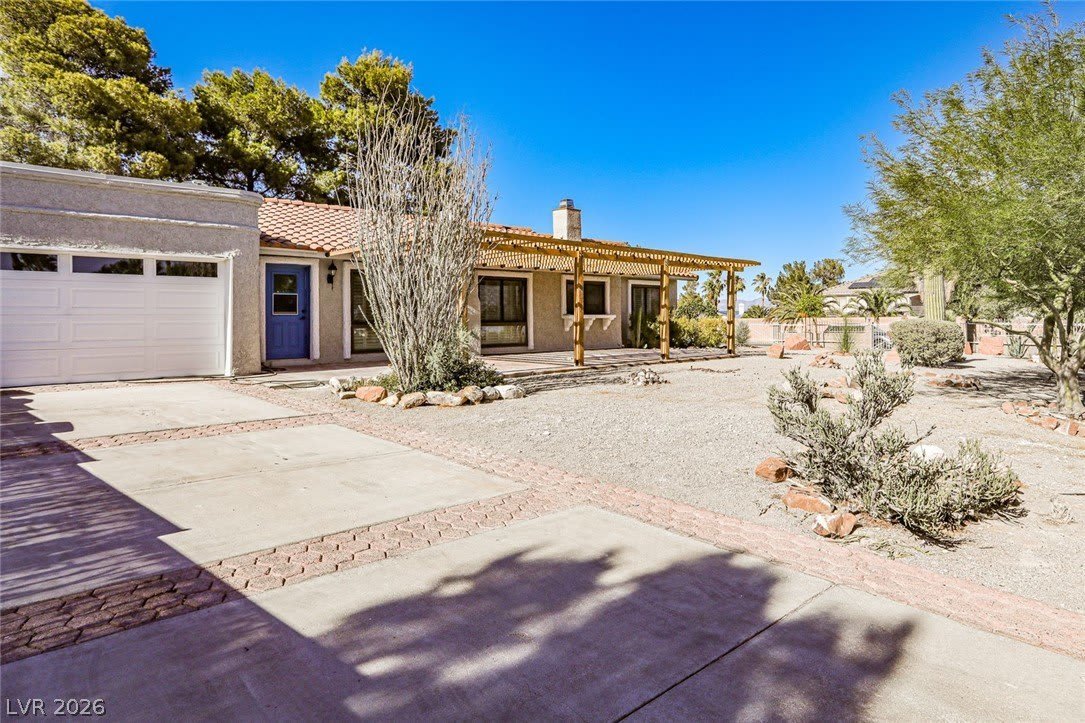 6315 N Park Street – photo 1