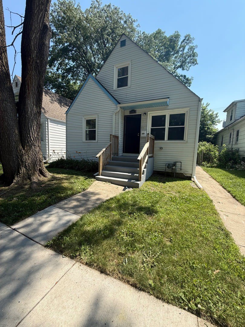 16963 Shea Avenue – photo 1 of 7