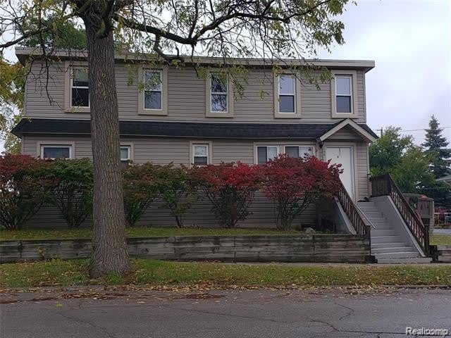 190 W Flint Street – photo 1 of 7