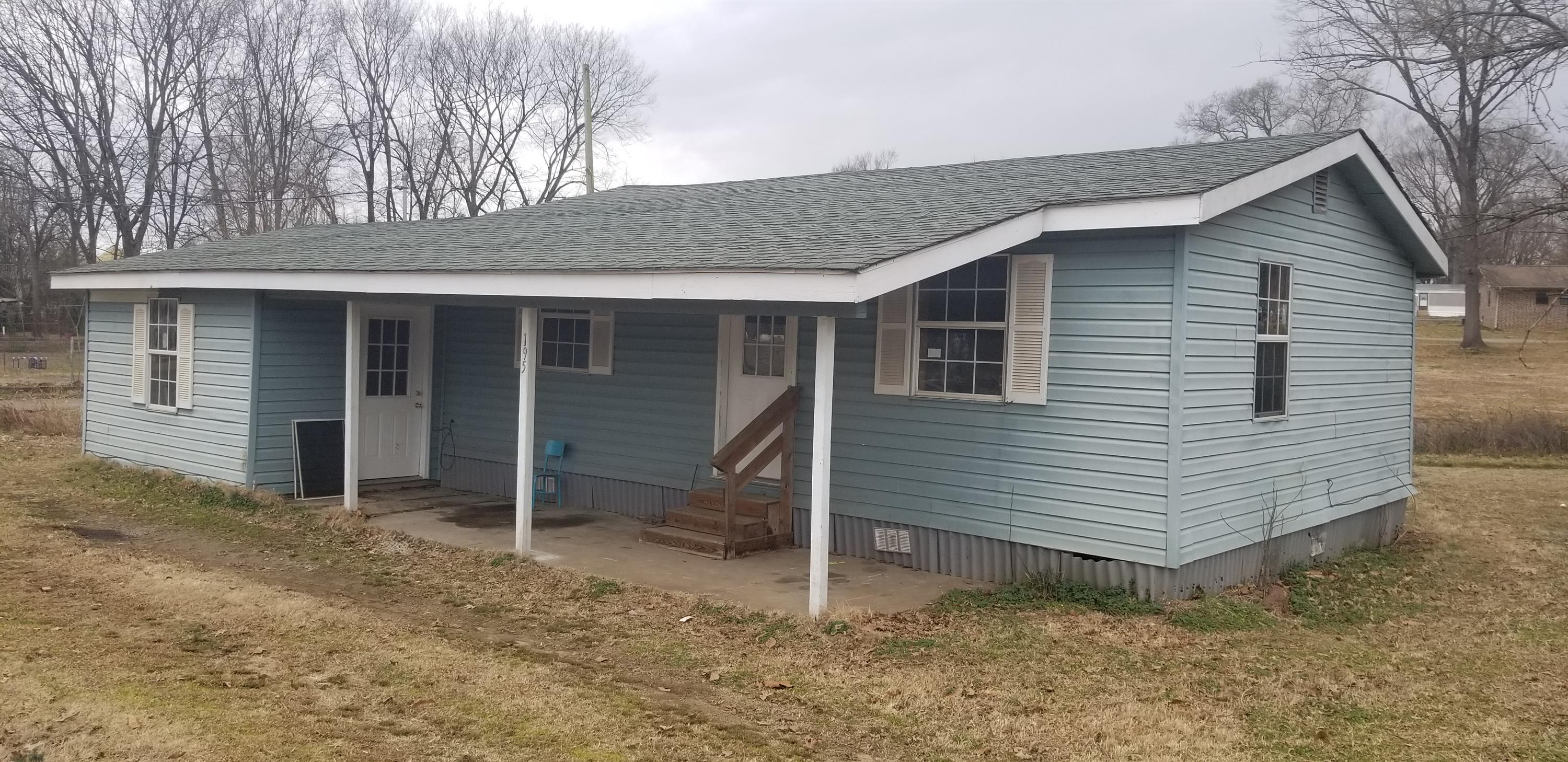 195 South Cumberland Street – photo 1 of 19