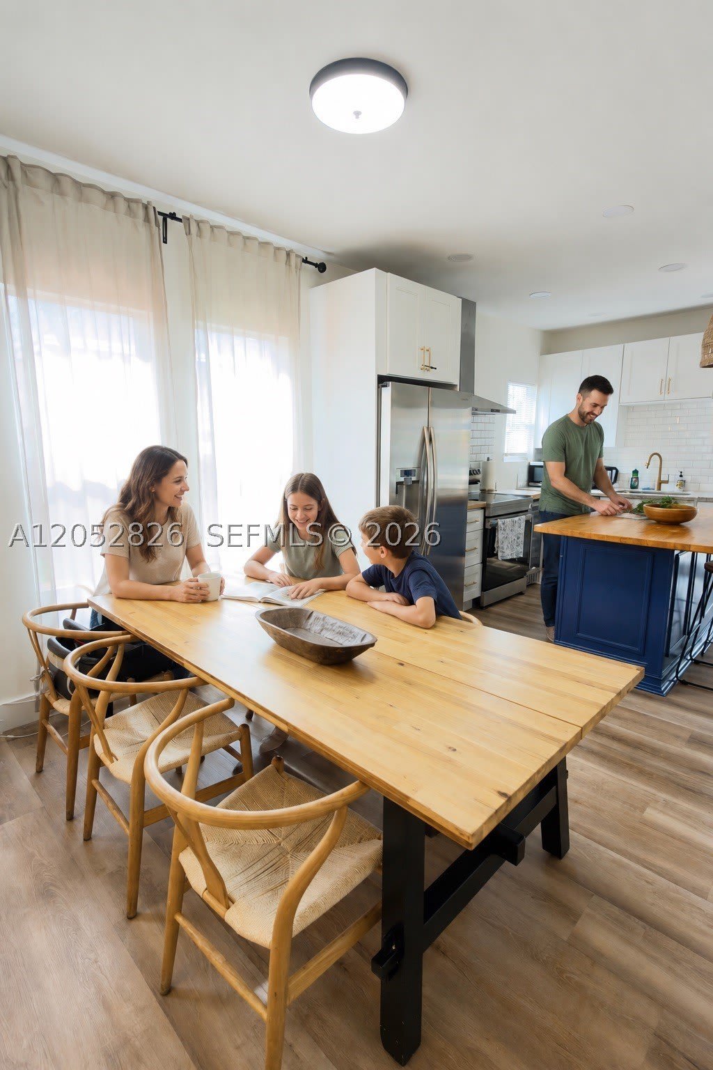 220 SW 5th St – photo 1