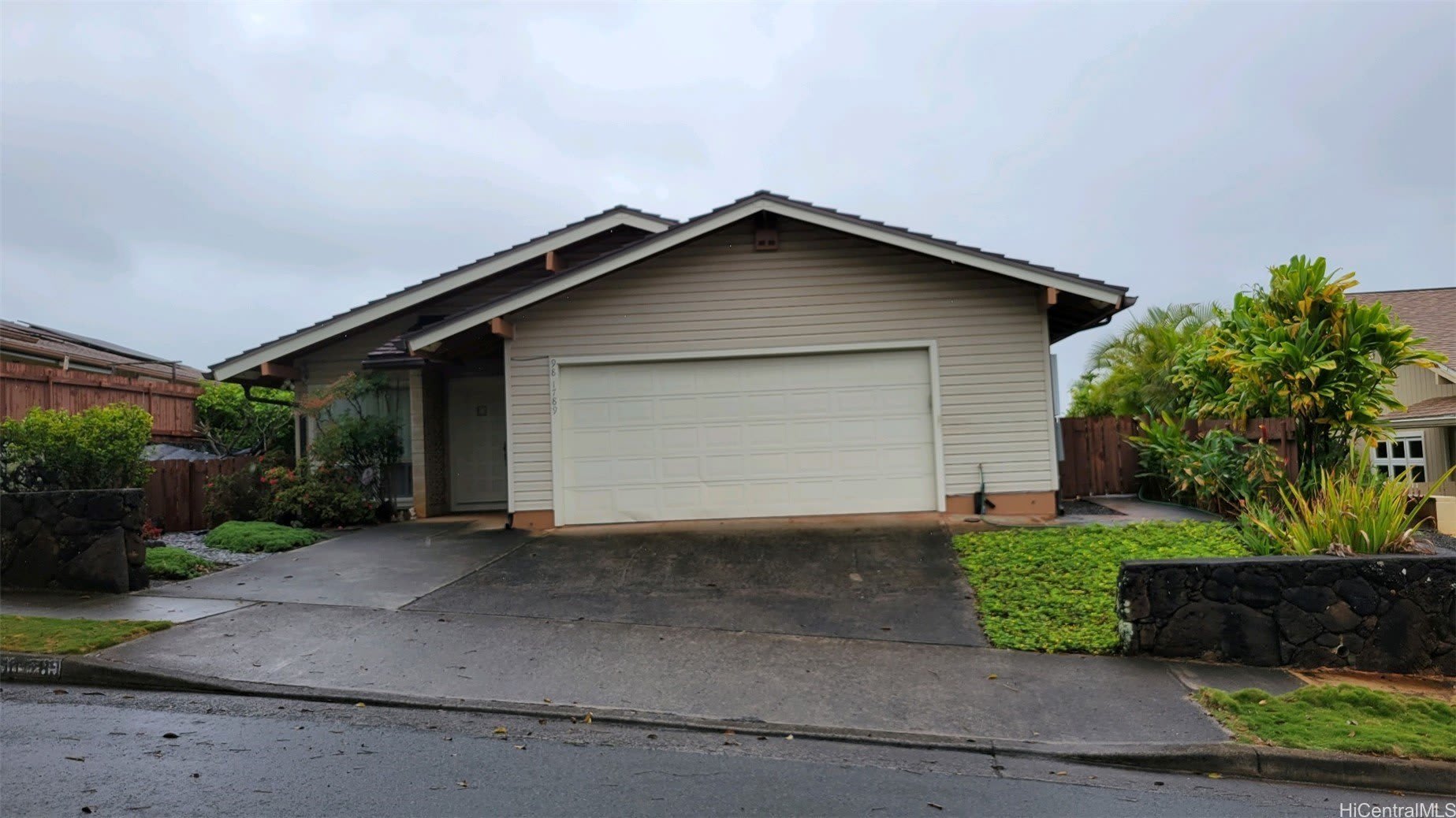 98-1789 Hapaki Street – photo 1 of 22