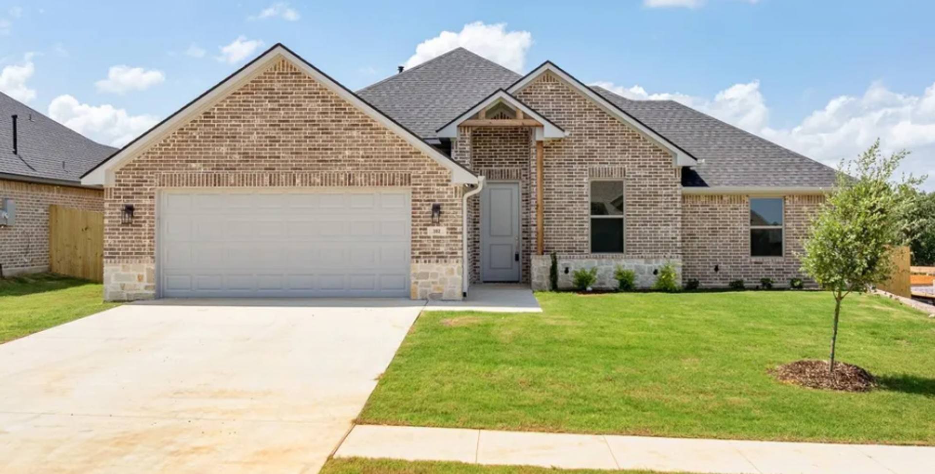 382 Mary Cir. – photo 1