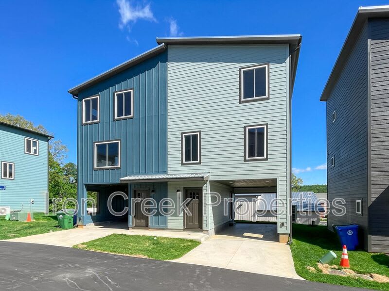 74 E. Cascade Street – photo 1