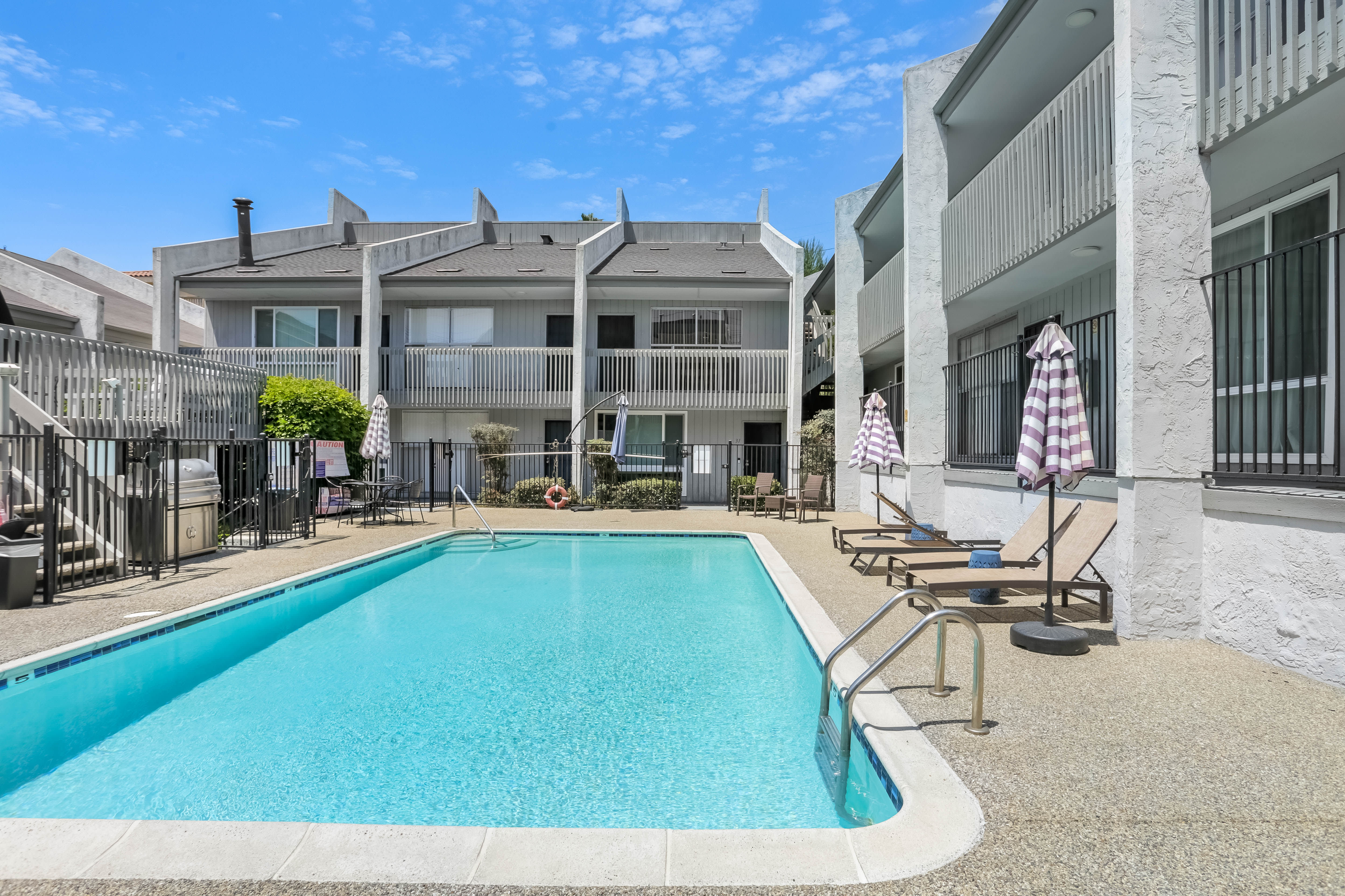 1124 Eureka St – photo 1