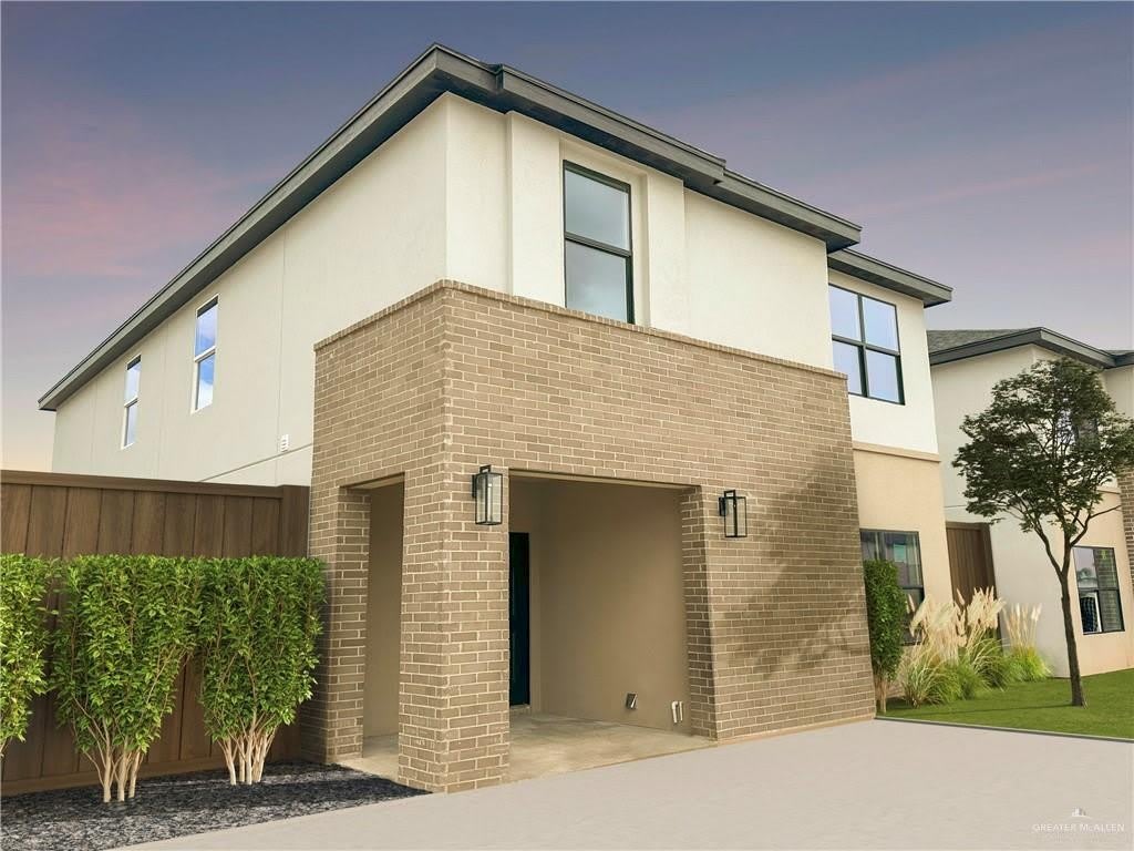 4804 Tyler – photo 1