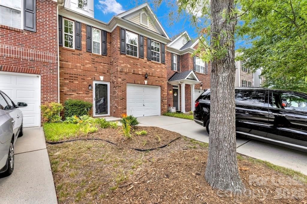 9598 Walkers Glen Drive NW – photo 1 of 27