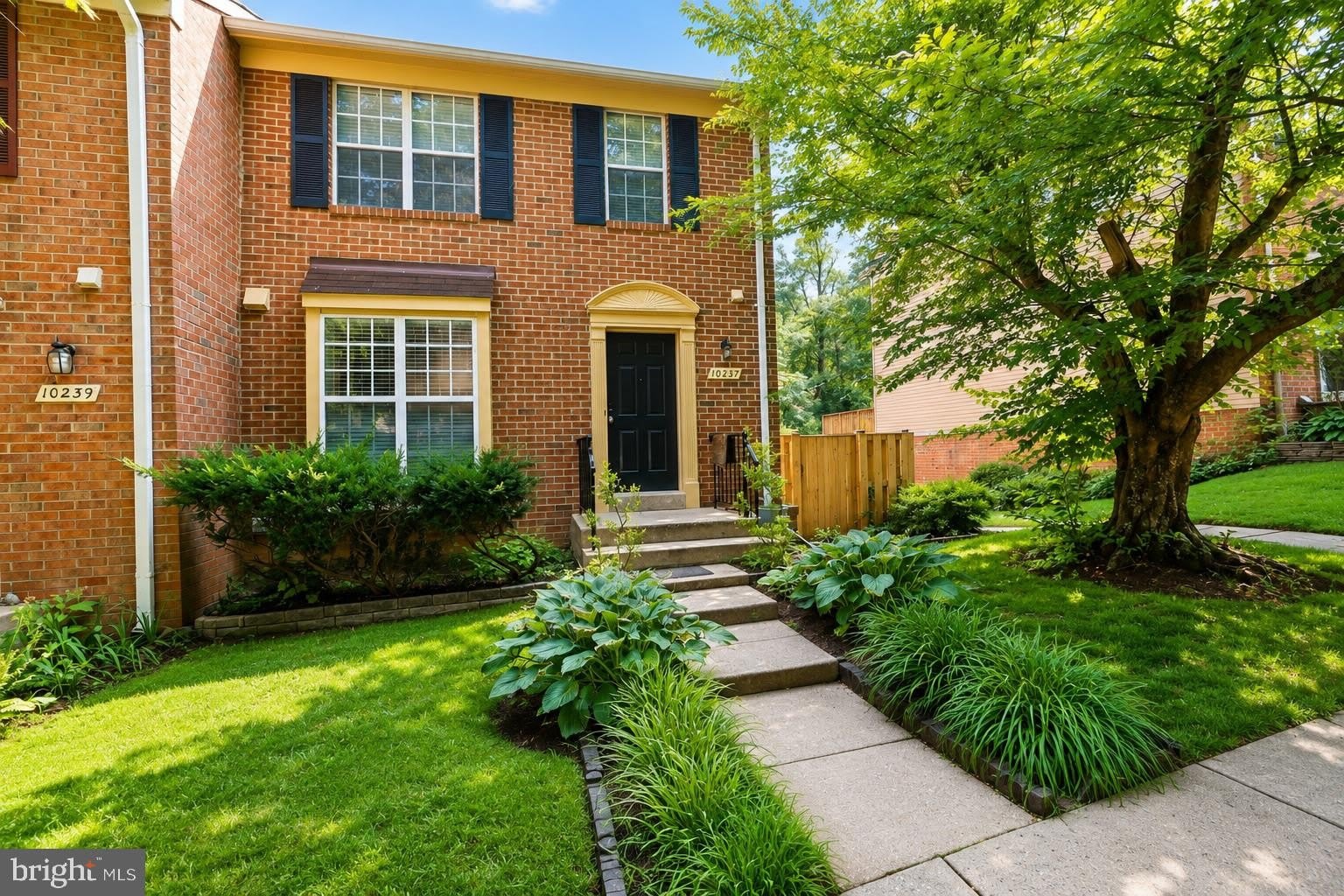 10237 GREEN HOLLY Terrace – photo 1 of 21