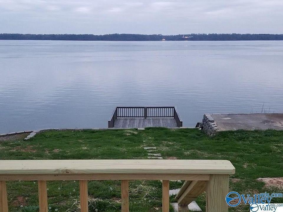 6084 Bay Village Drive – photo 1 of 323