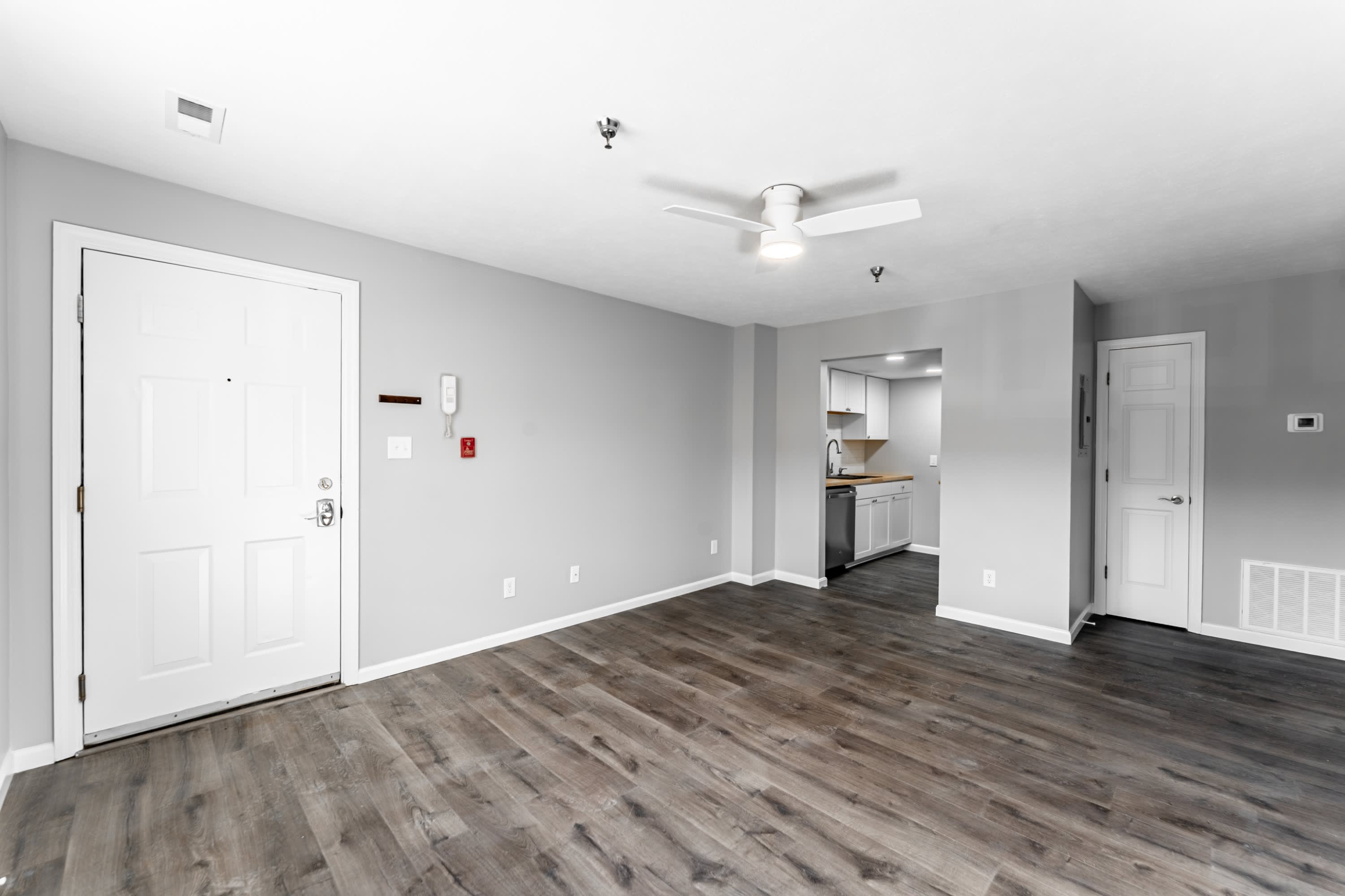 303 1st Street – photo 1