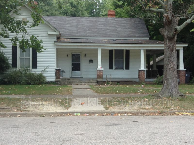 241 Davis St – photo 1