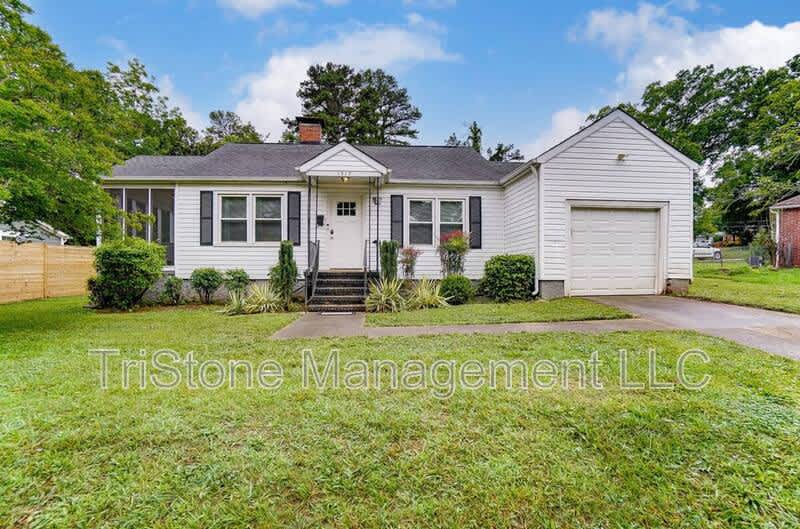 1317 Remount Road – photo 1
