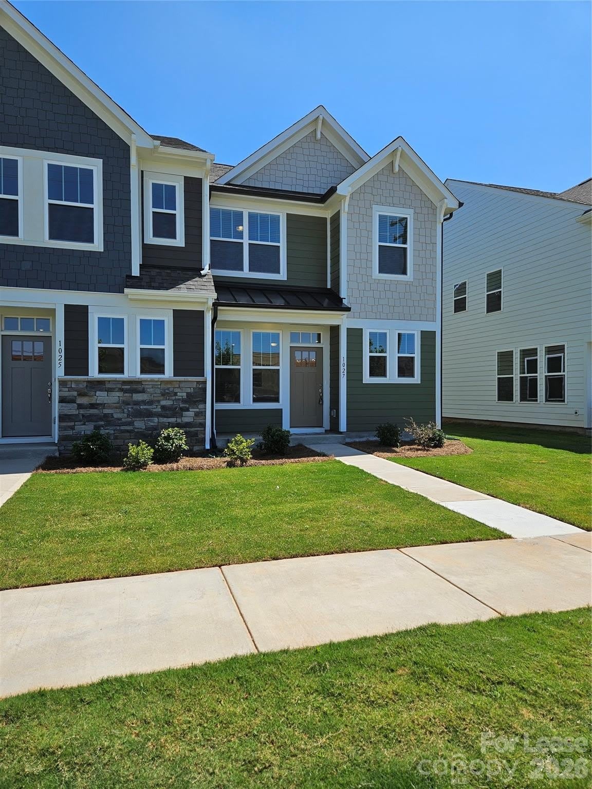 1027 South Point Road – photo 1