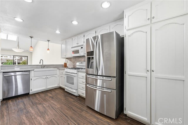 30 Park Vista – photo 1 of 12
