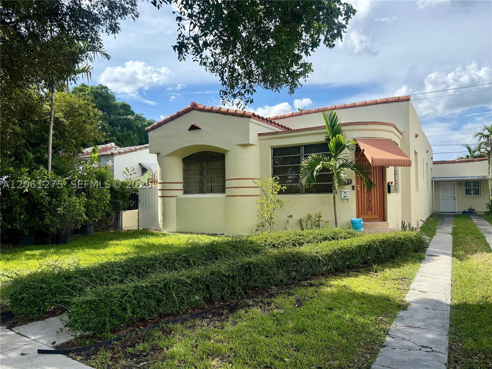 1779 SW 16th Ter – photo 1