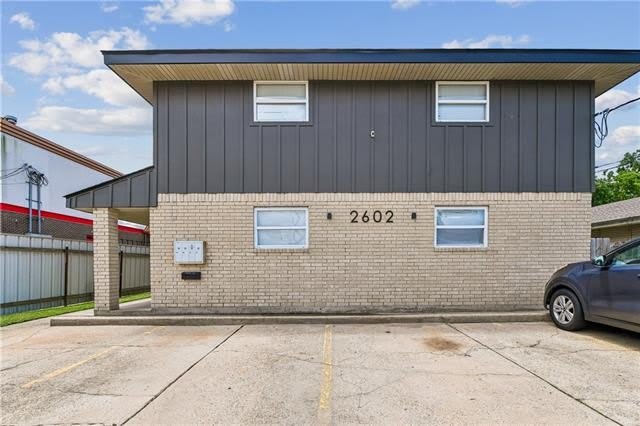 2602 CHALONA Street – photo 1 of 16