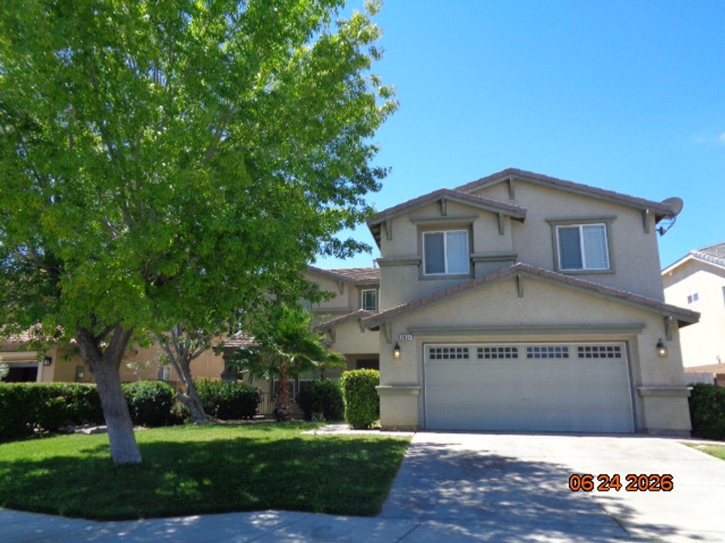 Large West Lancaster 2 Story Built In 2004 With 3638 Sq Ft – photo 1 of 269
