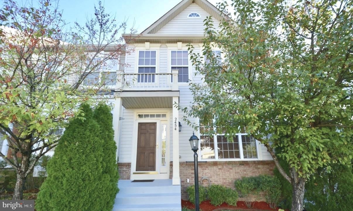 2454 BATTERY HILL Circle – photo 1 of 14