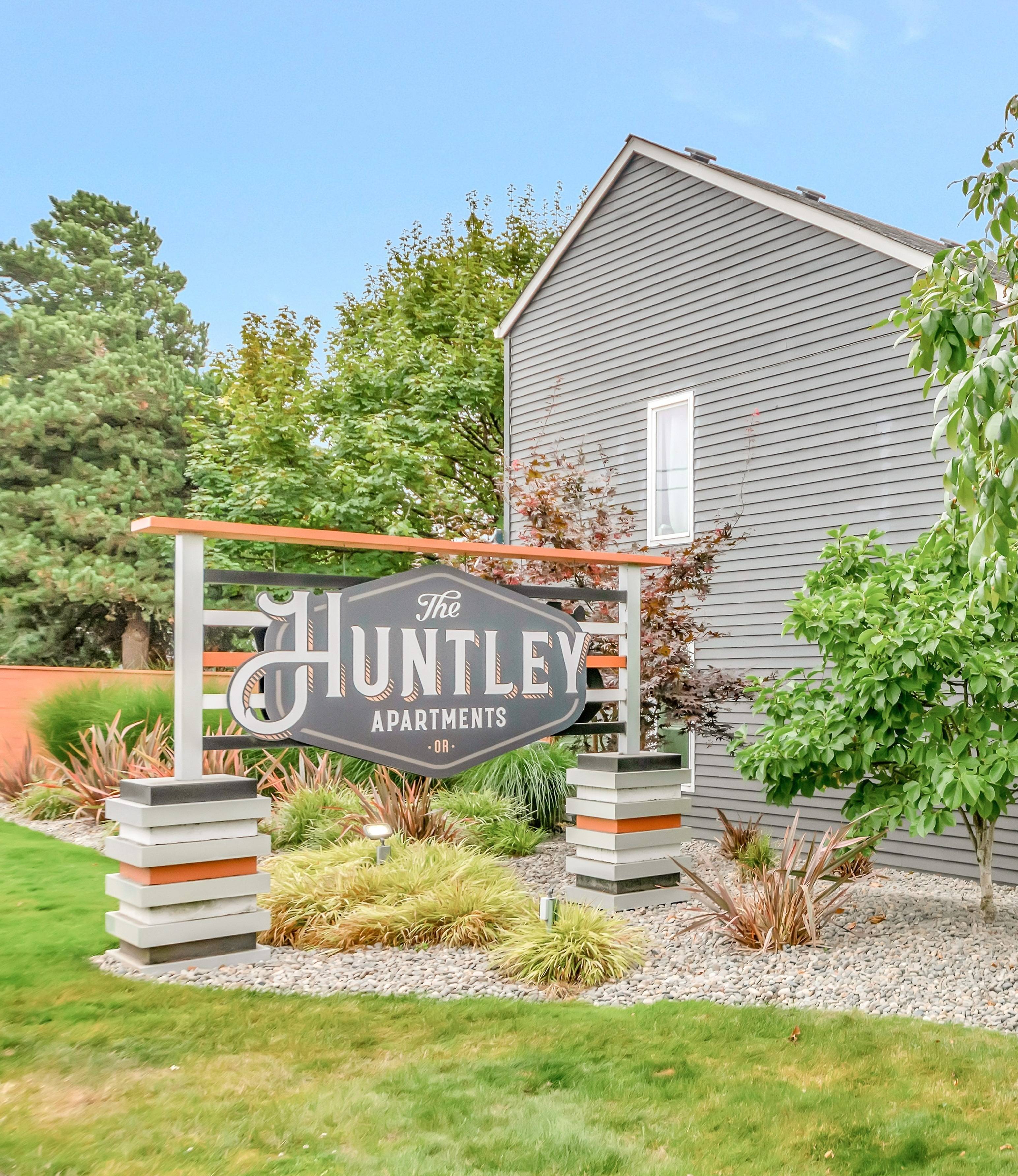 The Huntley – photo 1