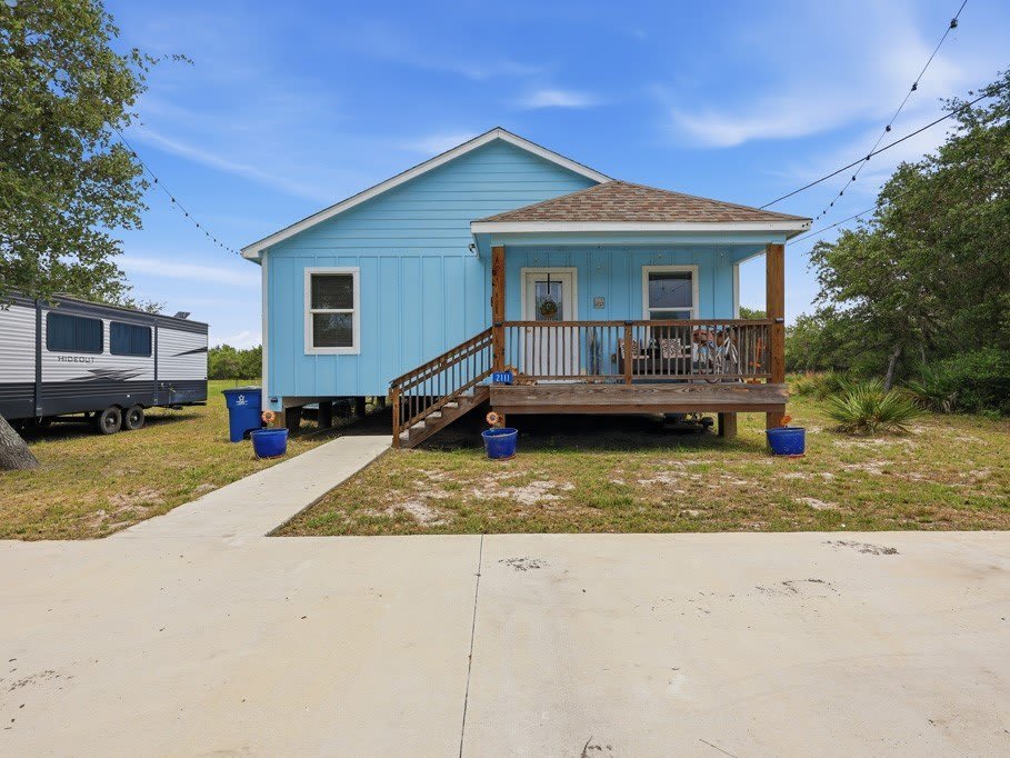 2111 Lone Star – photo 1