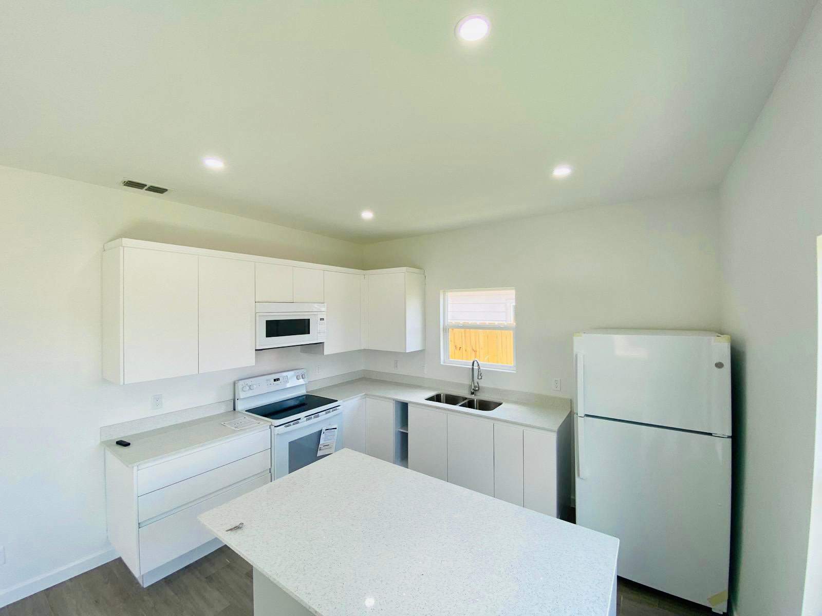 1307 Marcela Dr – photo 1 of 11