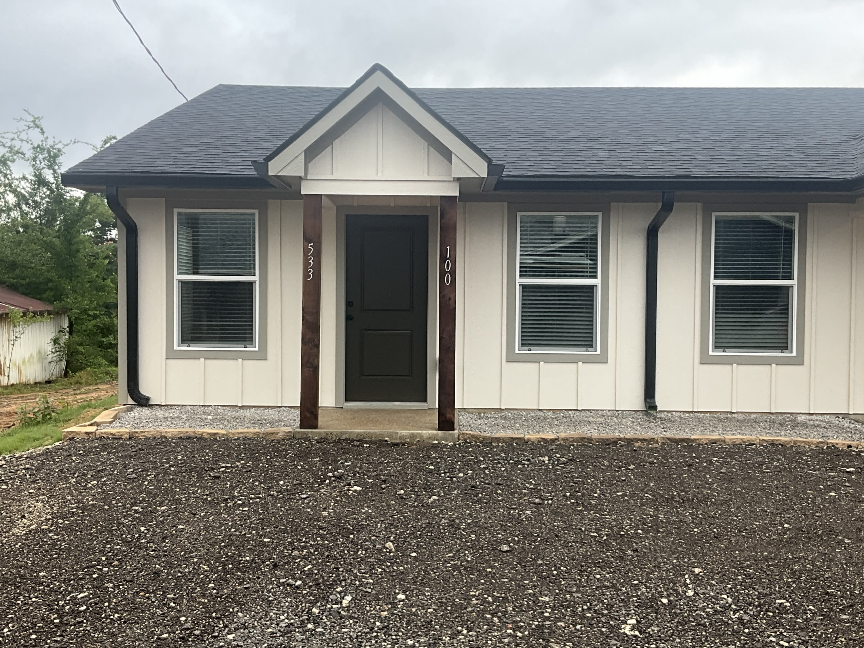 533 Bradburn Road – photo 1 of 16