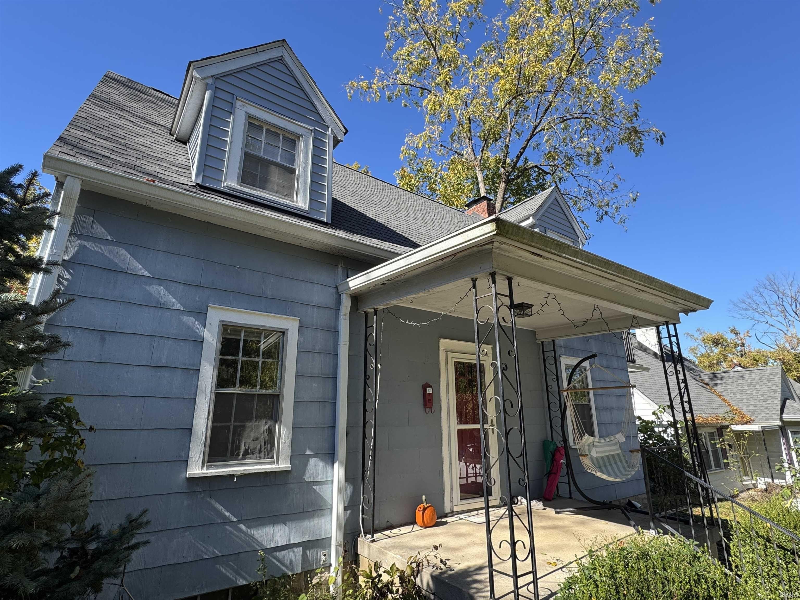 526 S Mitchell Street – photo 1 of 23