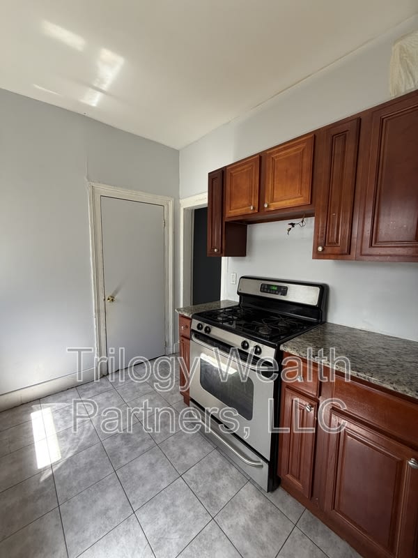 74 Park Street – photo 1