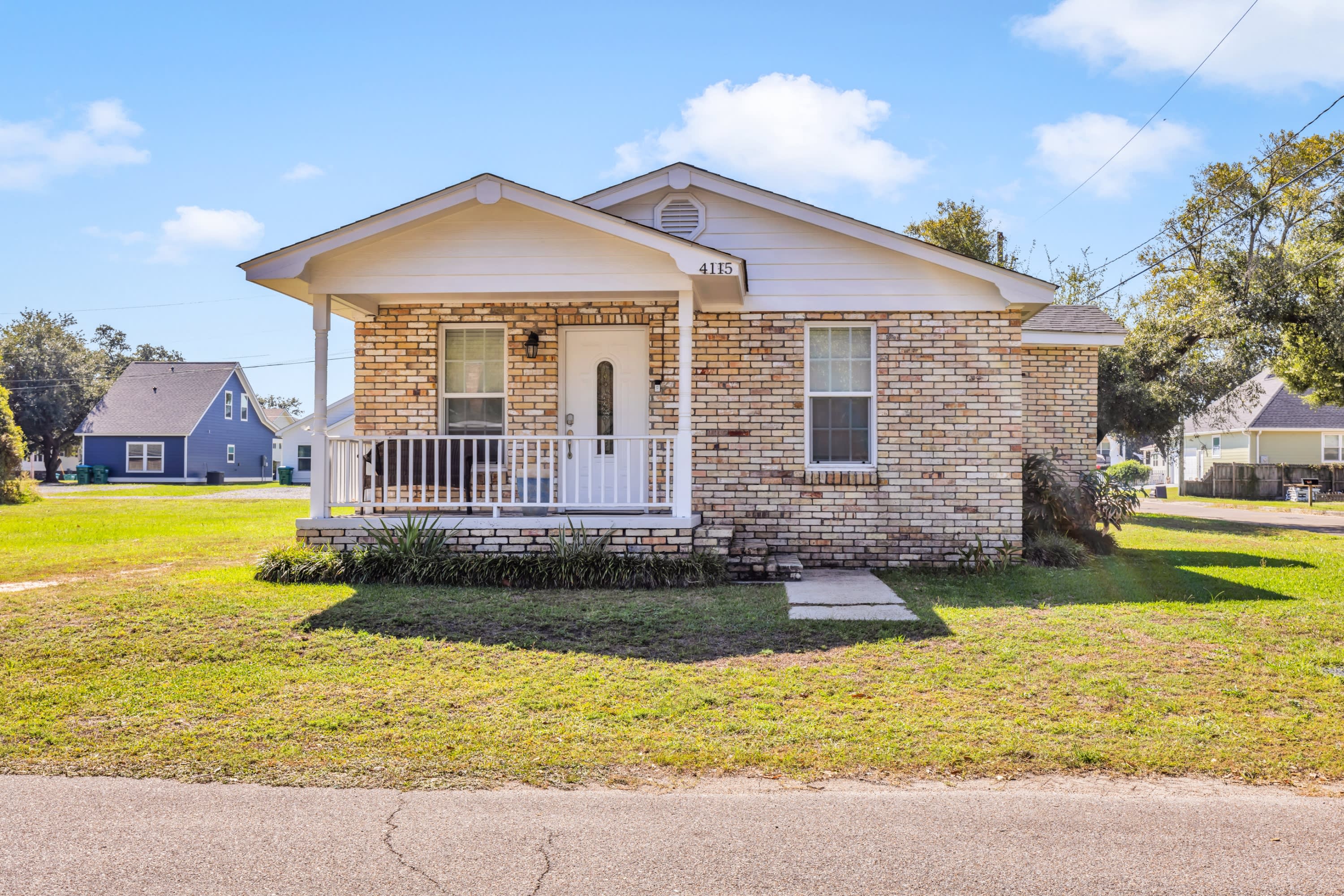 4115 8th Street – photo 1