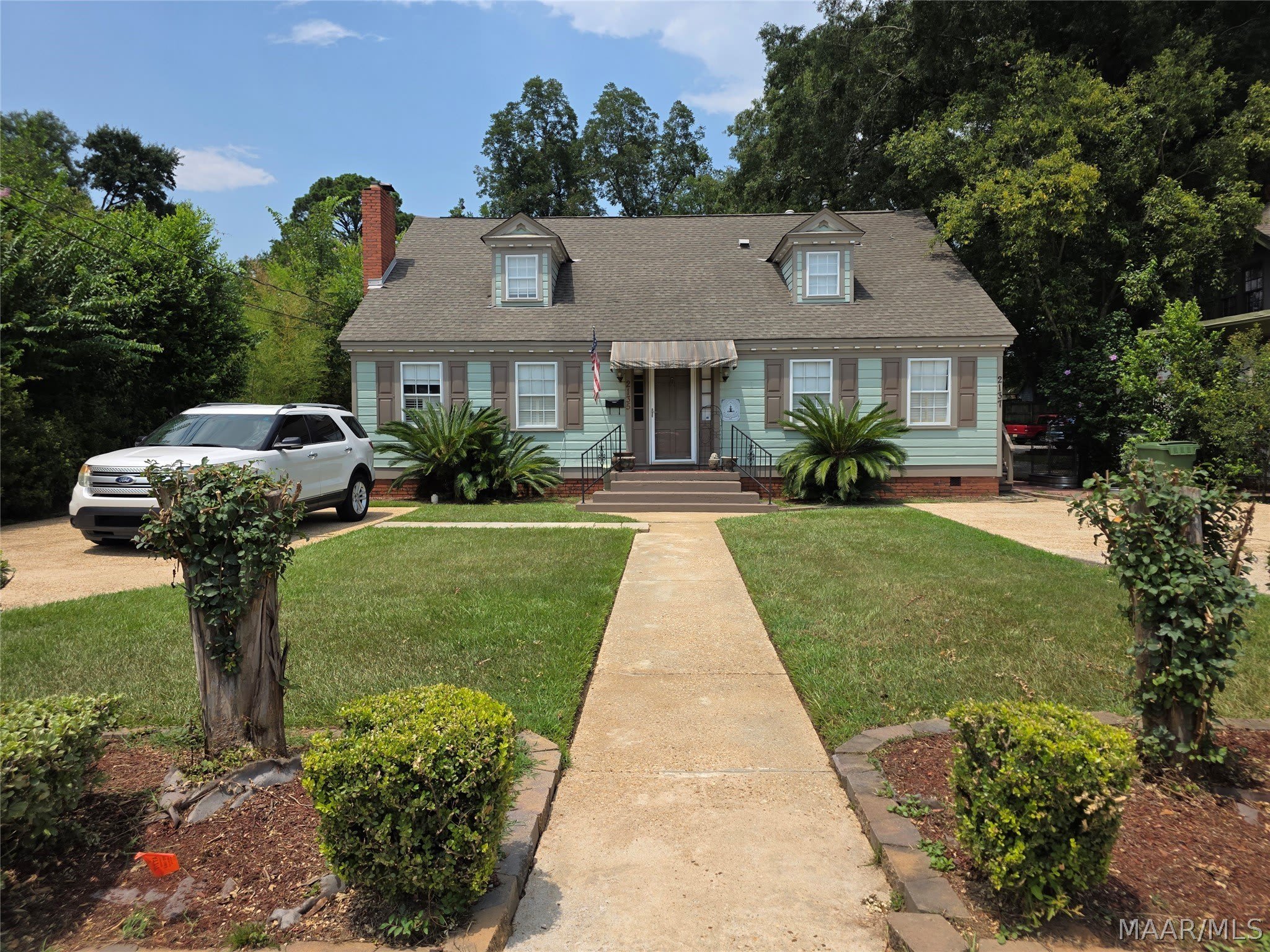 2137 Madison Avenue – photo 1