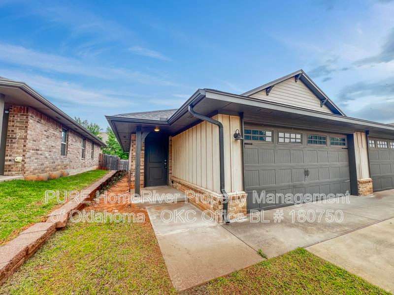 11506 Keystone Cir – photo 1