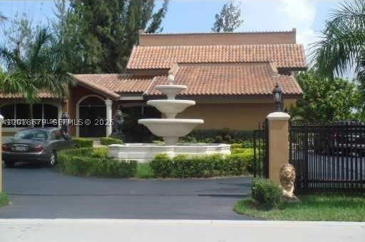 12425 SW 43rd St – photo 1